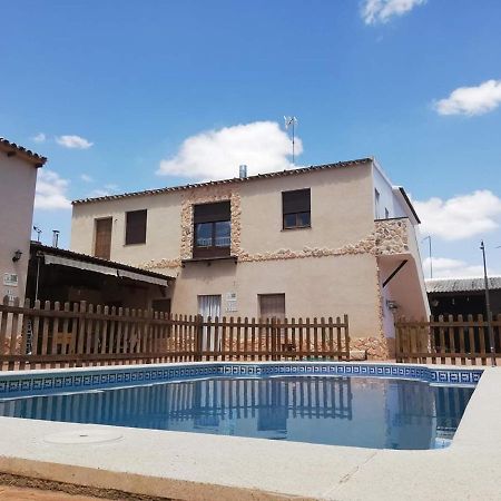Casa Rural La Quinteria De Sancho Piscina Para Tres Apartamentos Argamasilla De Alba Екстер'єр фото